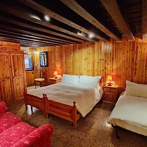 Apartamento La Casa Del Pescatore: A Lovely Escape In Venice!!, Venecia